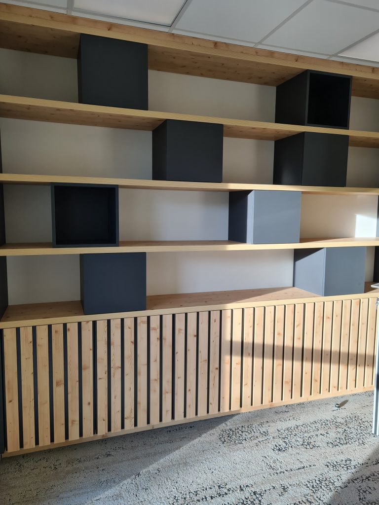 Habillage mur en bois
